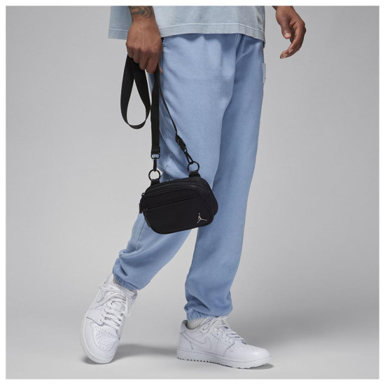 Jordan Τσαντάκι ώμου Alpha Camera Crossbody Bag Jordan Τσαντάκι ώμου Alpha Camera Crossbody Bag